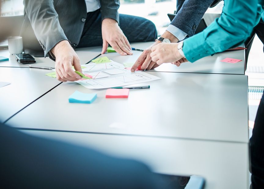 Zusammenarbeit unter Mitarbeitern